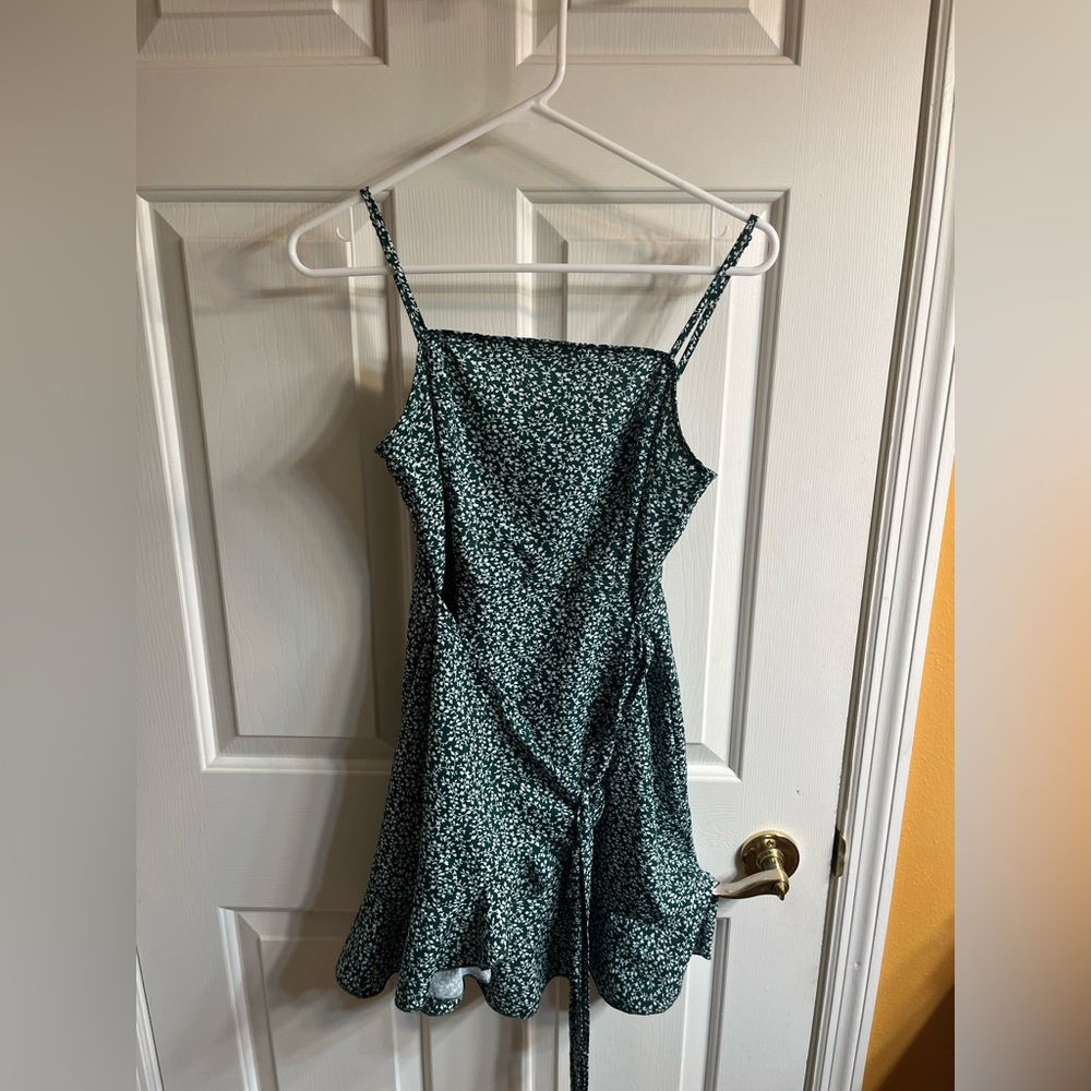 Summery floral dress!